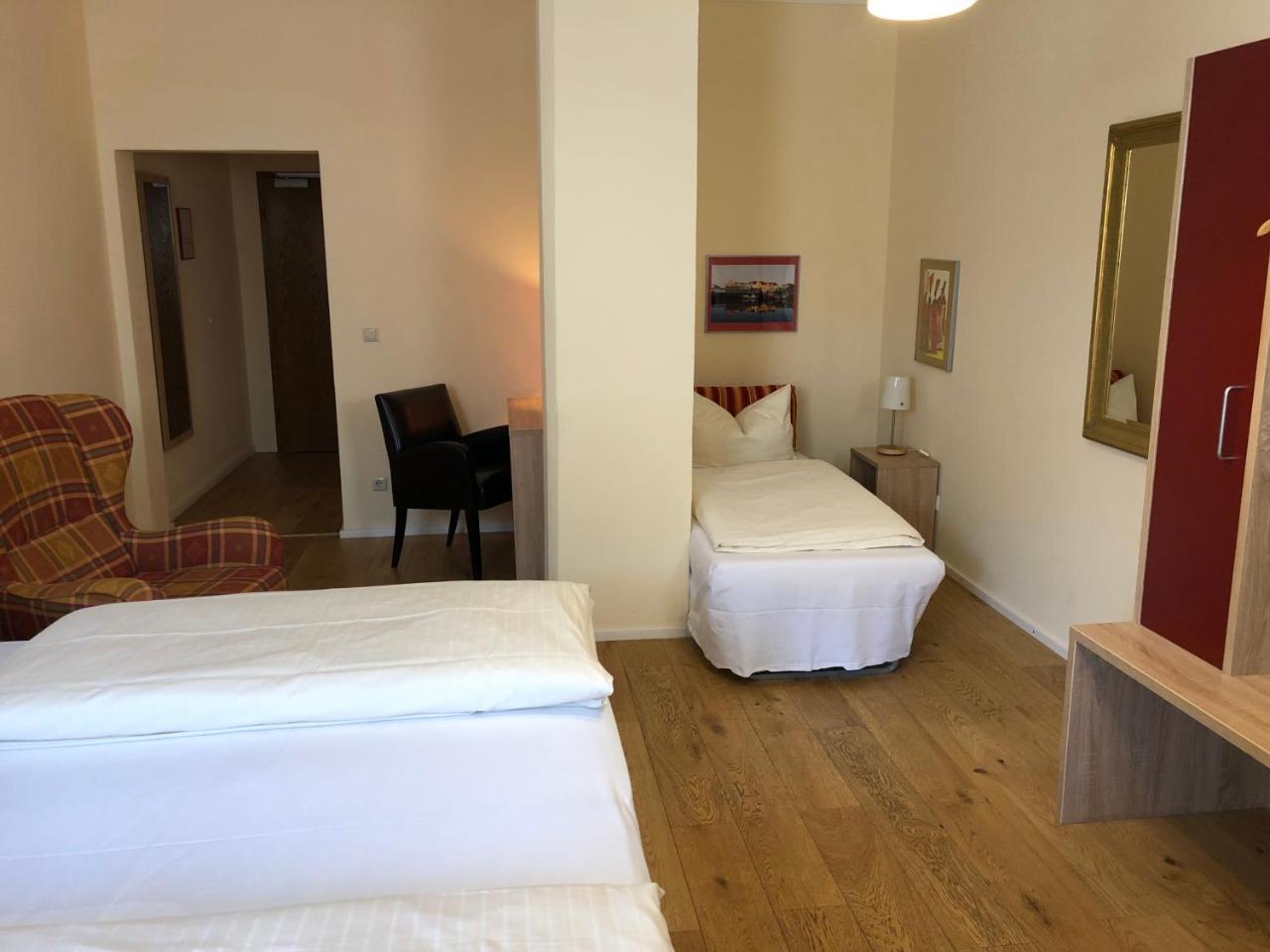 Hotel-Gasthof Flötzinger Bräu Rosenheim Exteriör bild