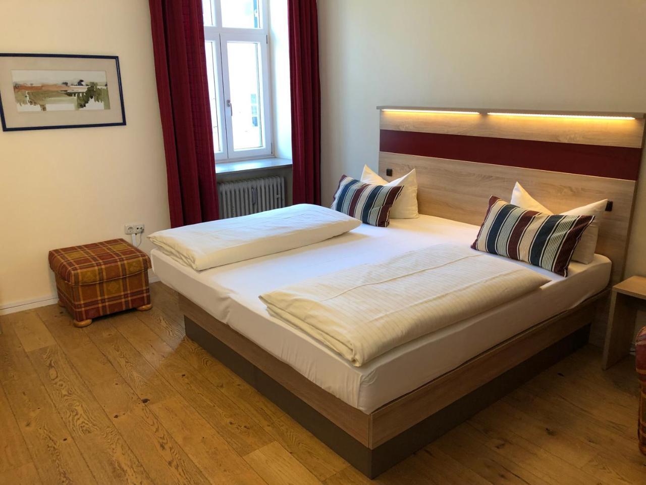 Hotel-Gasthof Flötzinger Bräu Rosenheim Exteriör bild